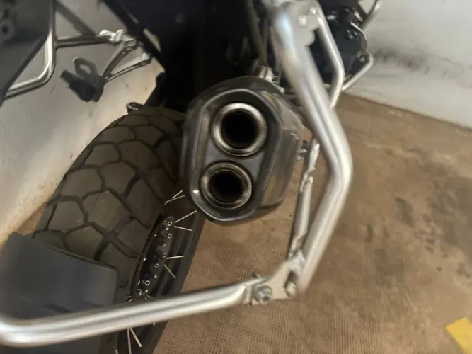 Ponteira Akrapovic Titanium Moto BMW GS 1250