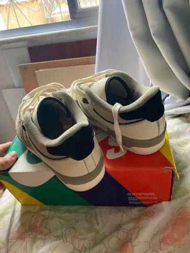 Tenis Rivelry 86 Off white e verde ( Tamanho 39)