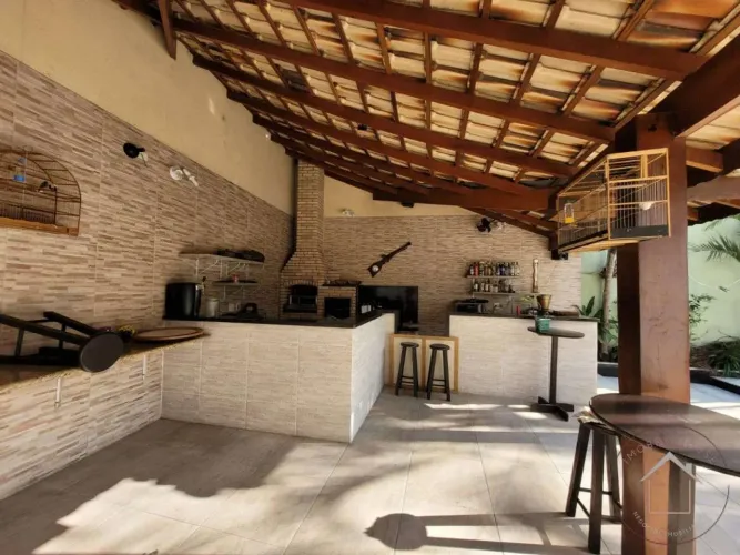 Casa à venda em São Paulo, Interlagos, com 5 quartos, 500m²