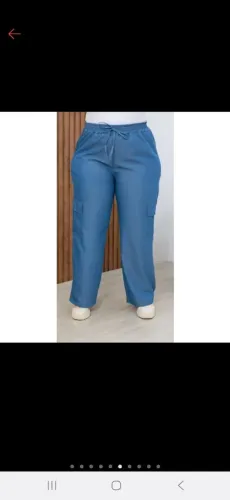 Calça azul estiloja