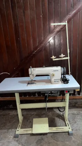 Máquina Reta industrial 