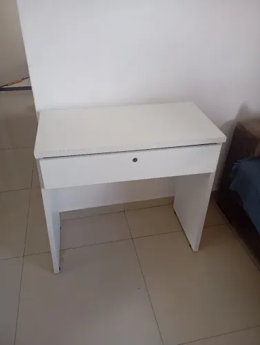 Mesa de estudos MDF 