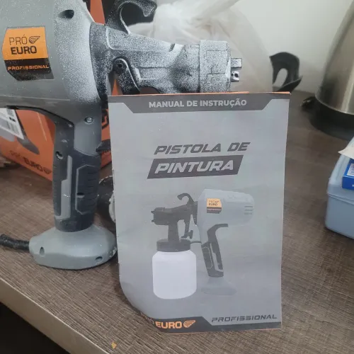 Vendo Pistola de Pintura 400w usei 1 vez acompanha extensão de 6 metros