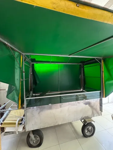 Carrinho de alimentos