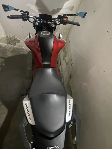Cb 300f twiste