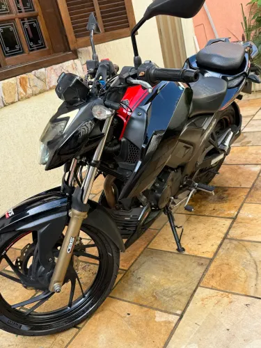 Dafra Apache RTR 200cc