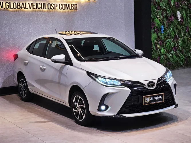 Toyota Yaris XLS Connect Sed. 1.5 Flex 16V Aut. 2024