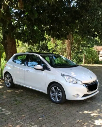 Peugeot 208 Griffe 1.6 Flex 16V 5P Mec. 2015