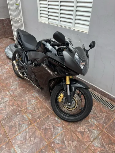 Cbr 600f 2012 preta Abs 