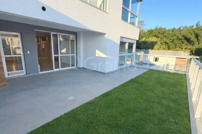 Imóvel para venda possui 159 metros quadrados com 3 quartos em Cacupé - Florianópolis - SC