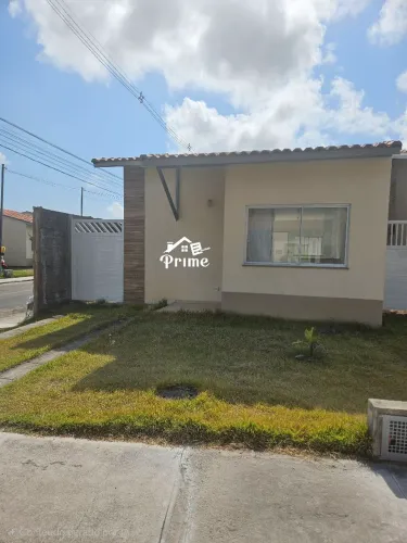 Alugo casa no Cond Giovana prox ao Posto Maracaja e IFMA de SJ de Ribamar, quintal amplo.