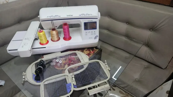 Máquina de bordar Brother Bp 1430l.