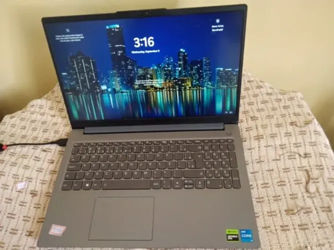 Notebook Gamer Lenovo LOQ-e 15iax9e Intel Core i7-12650HX 32gb 512gb SSD RTX 4050 Windows 