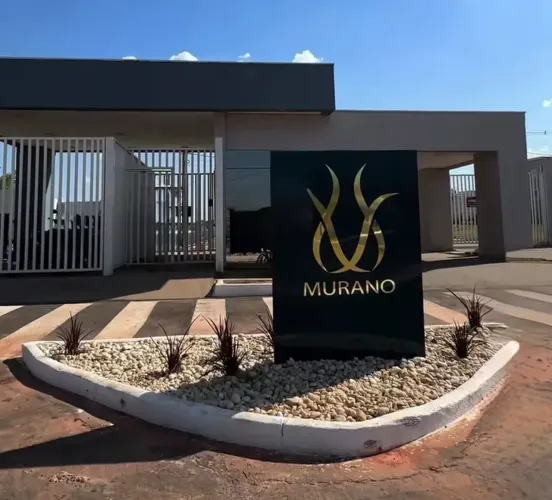 CASA TÉRREA COND. MURANO RESIDENCE, 3 QUARTOS 1 SUÍTE, REFORMADA, REGIÃO AV. CPA, MORADA S