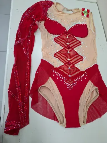 Collant Vermelho GR Ginastica Rítmica Tam. Aprox. 12. 
