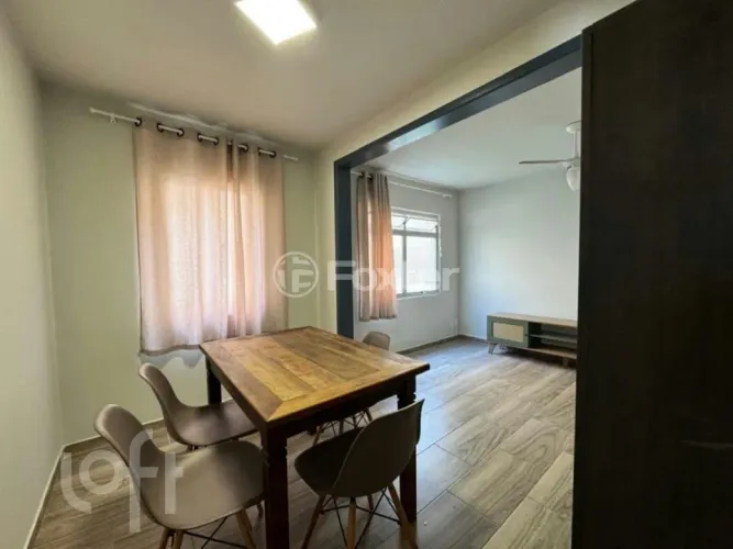 Apartamento à venda Rua Gerôncio Thives, Barreiros - São José