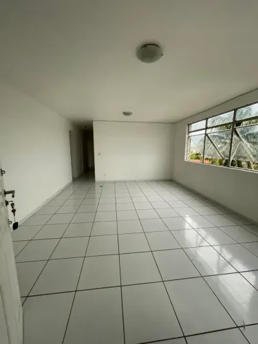 alugo apartamento com 4 quartos pau amarelo
