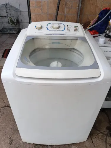 Máquina Electrolux 15kg entrego