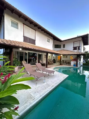 Casa a Venda em Toque Toque Pequeno, Condomínio Fechado