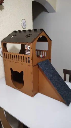Casinha Gato 2 andares