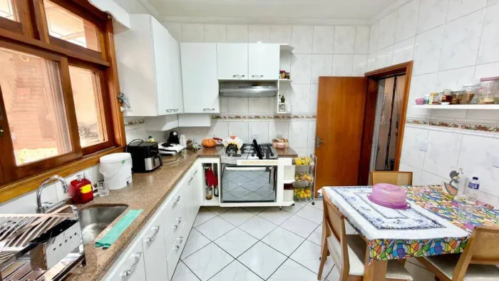 Casa com 3 dormitórios à venda, 297 m² por R$ 1.800.000,00 - Arujá 5 - Arujá/SP