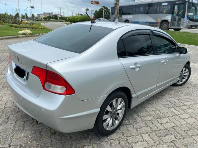 Honda Civic Sed. Lxl/ LXL SE 1.8 Flex 16V Aut. 2011