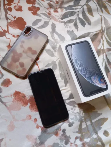 IPHONE XR (ACEITO PROPOSTA/PRECISANDO DO DINHEIRO)