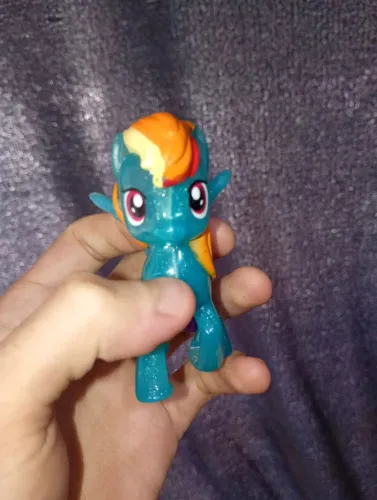 Colecionável Rainbow Dash!