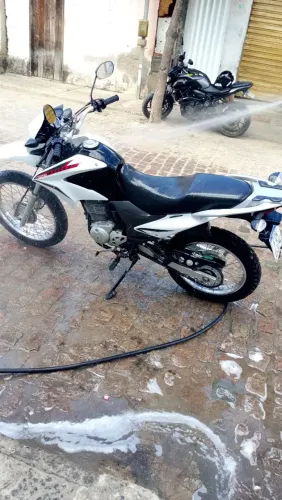 Moto Broz