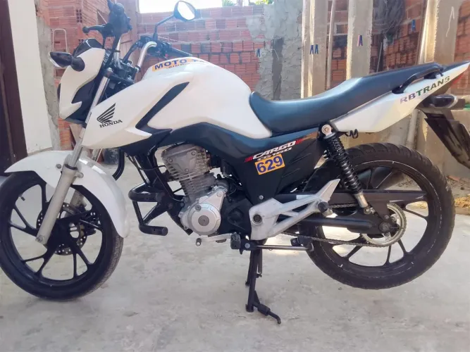 Moto e Permissão de moto-taxi 
