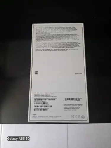Venda de IPhone 11 semi novo