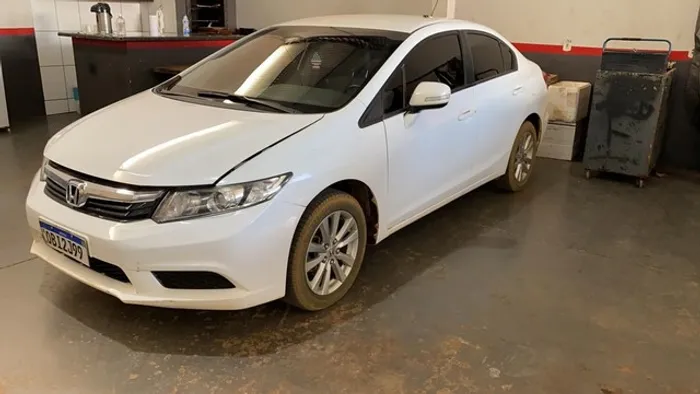 Honda civic 2013 capo dianteiro original