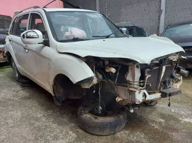 Lifan X60 1.8 manual 2012 Retrovisor Airbag Capo Motor Porta Farol Cambio Sucata