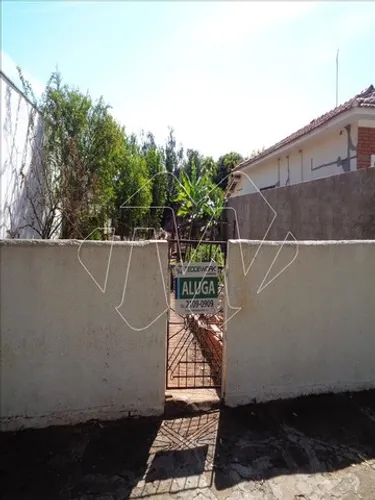 Locação de Terreno / Padrão na cidade de Araraquara