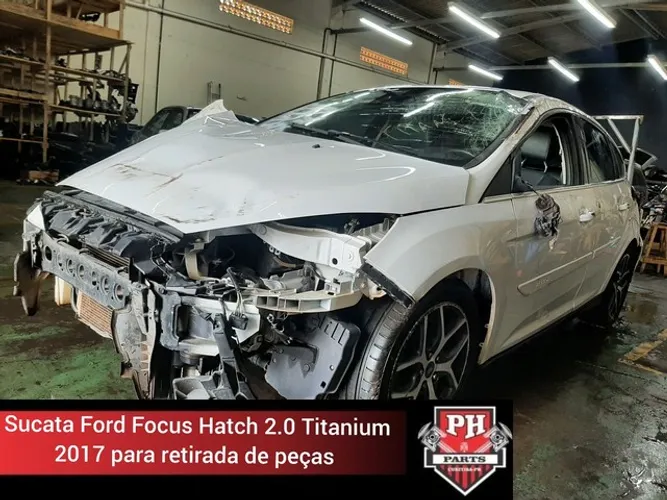 Sucata Ford Focus 2.0 2017 Titanium para retirada de peças 