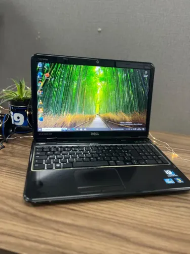 Notebook Dell inspiron i3 6GB 240GB SSD 500GB Disco Nao possui bateria  Acompanha fonte