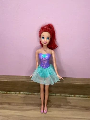 Boneca Disney Princess Ariel Bailarina