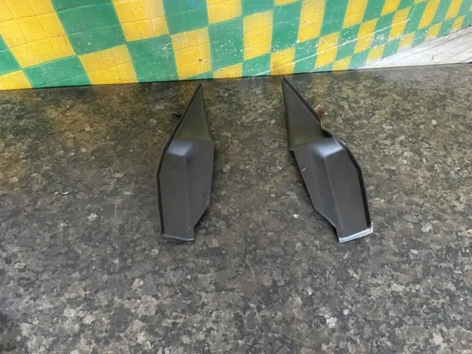 Complemento lateral churrasqueira peugeot 208 2021  *0  *0