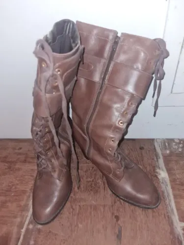 Bota n° 35
