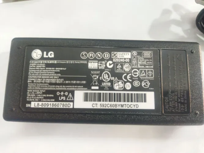 Fonte para notebook LG 