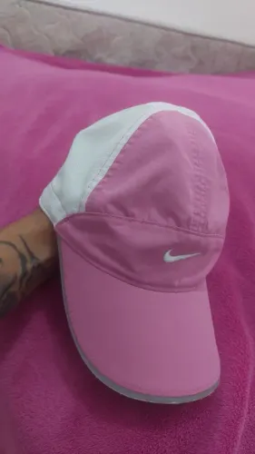 Boné Nike Rosa original diferente