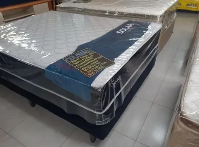 Cama box casal molas ensacadas/ solar preta