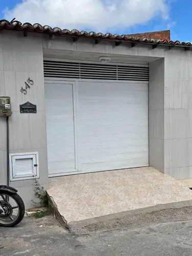 - Casa  na Cidade Operaria