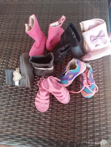 Lote de botas, calçados 19 a 22