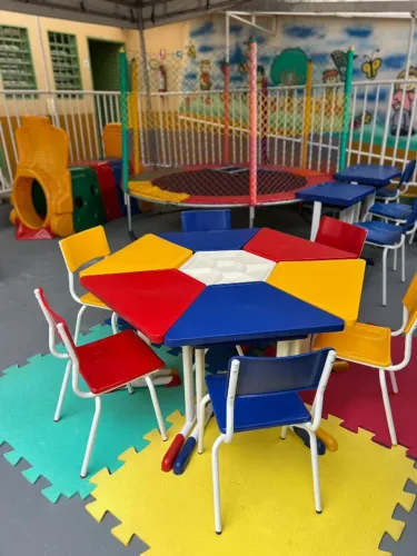 Conjunto  infantil  para igrejas 
