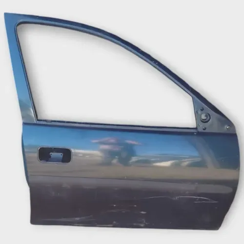 Porta dianteira direita Corsa 2000 a 2009
