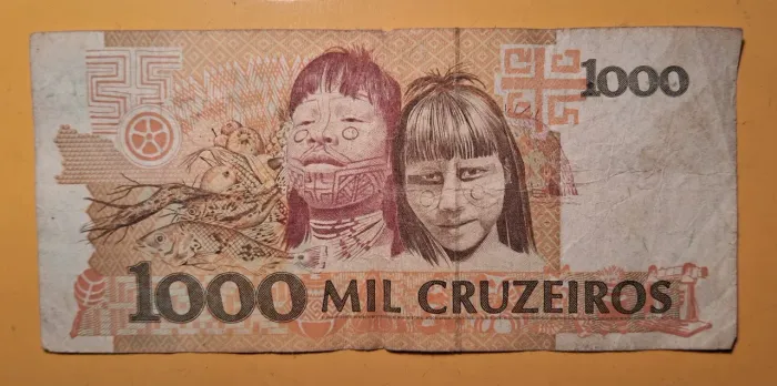 Nota de 1000 cruzeiros brasileira para colecionadores 