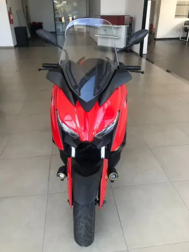 YAMAHA XMAX 250 ABS 