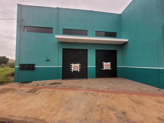 Imóvel para aluguel possui 100 metros quadrados em Jardim Ouro Verde III - Sarandi - PR