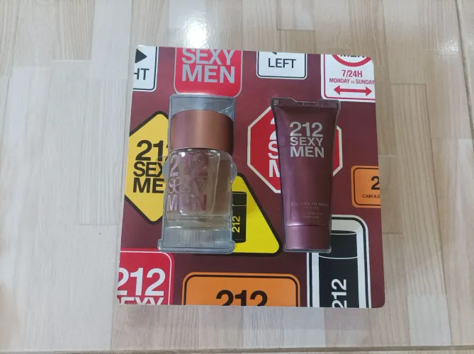 Kit after shave Carolina Herrera 212 sexy men